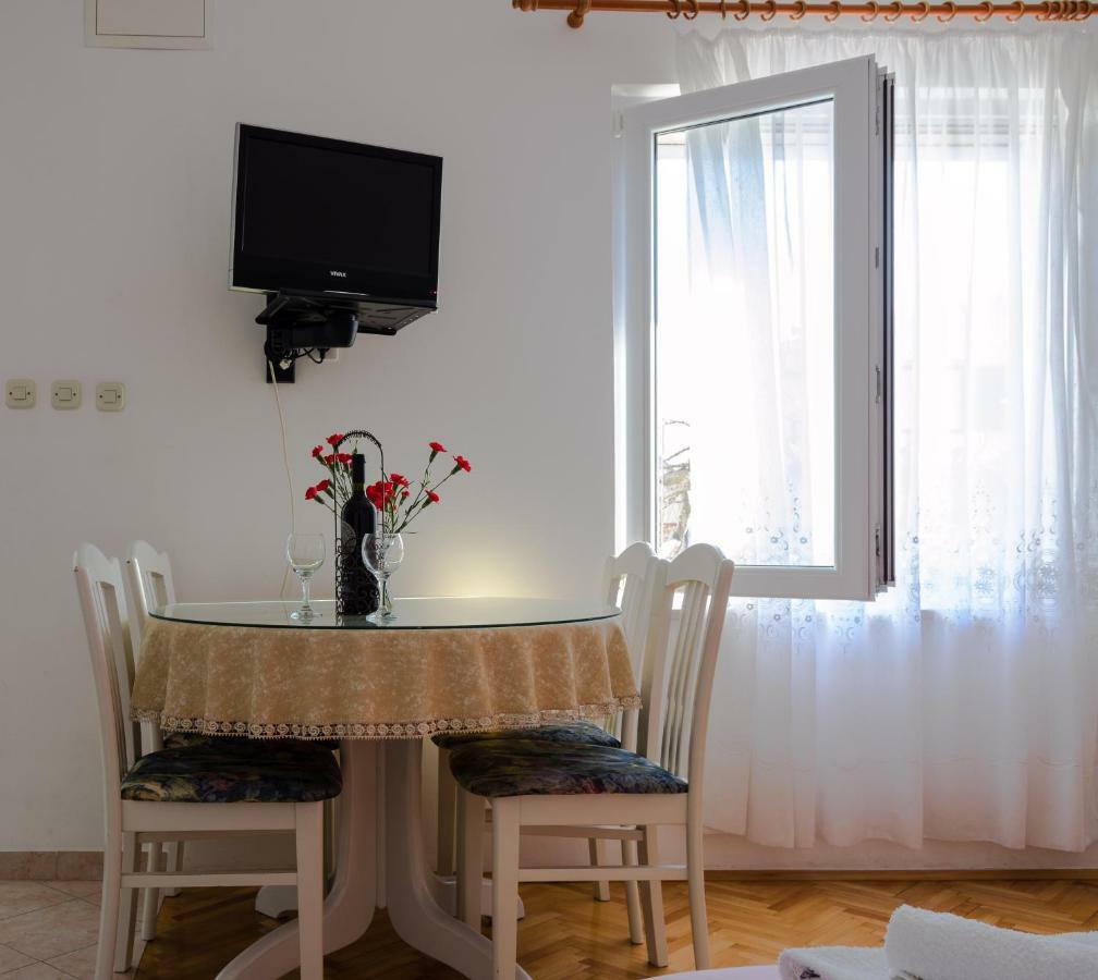 Apartmani Marko Makarska Bagian luar foto