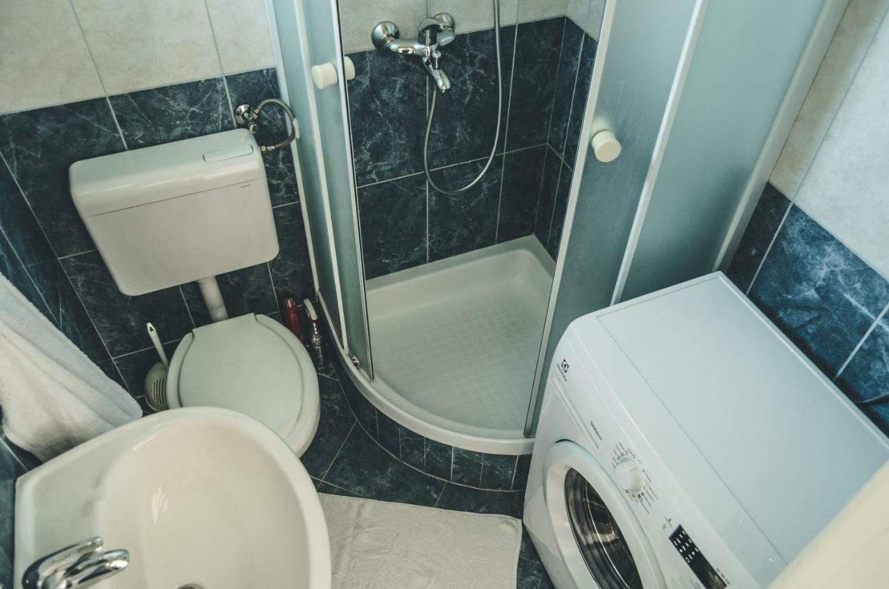 Apartmani Marko Makarska Bagian luar foto